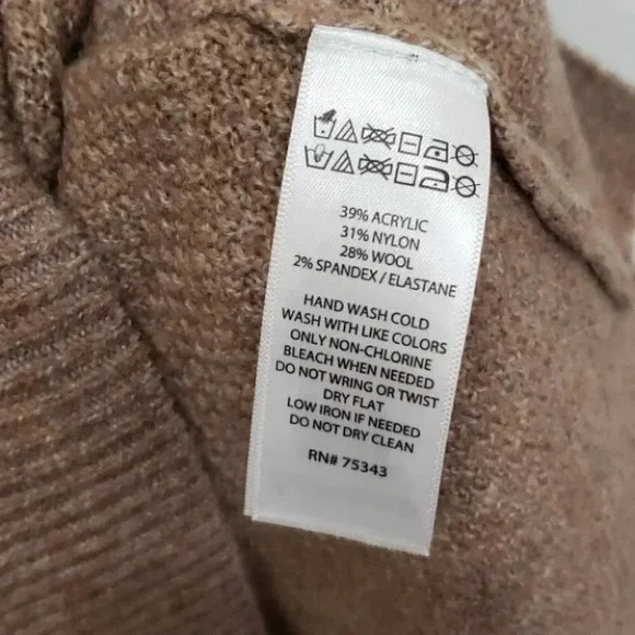 Rachel Zoe Crewneck Sweater - Picture 12 of 15